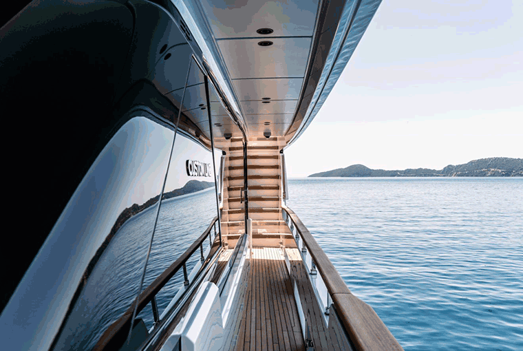 Custom Line Navetta 30